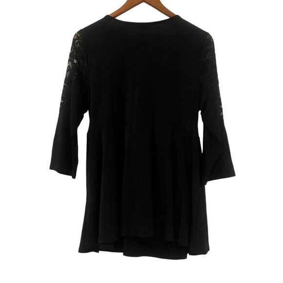 Torrid black faux wrap blouse with lace detail - Picture 9 of 9